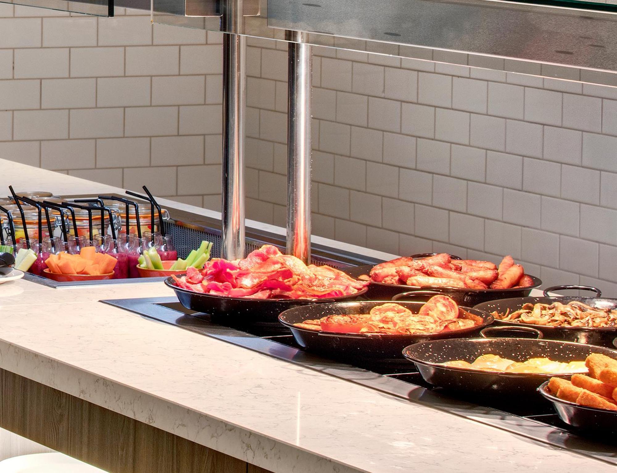 Hotel Leonardo London Heathrow Airport 4*